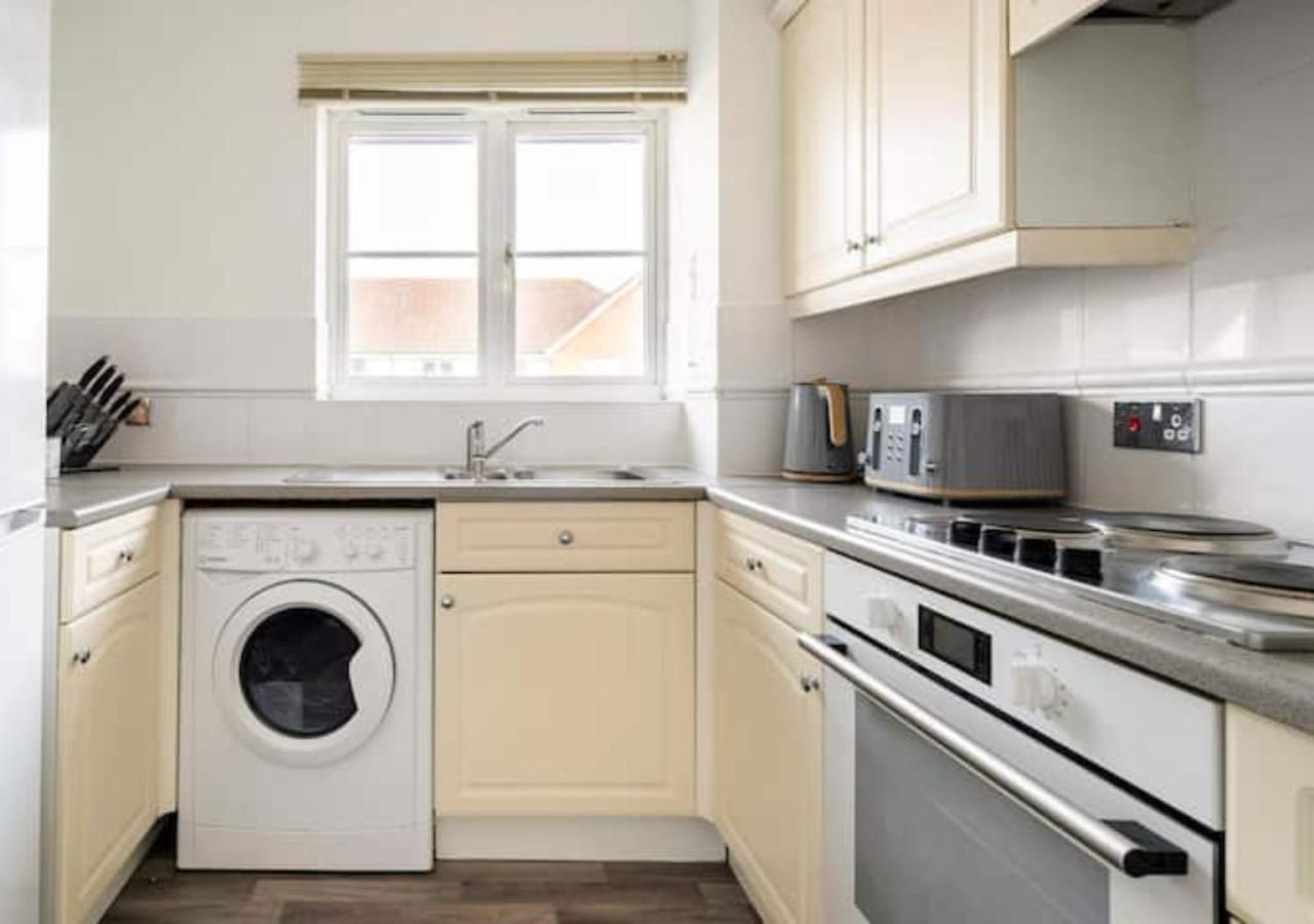 Peniel Properties - Welwyn Garden City Exteriör bild